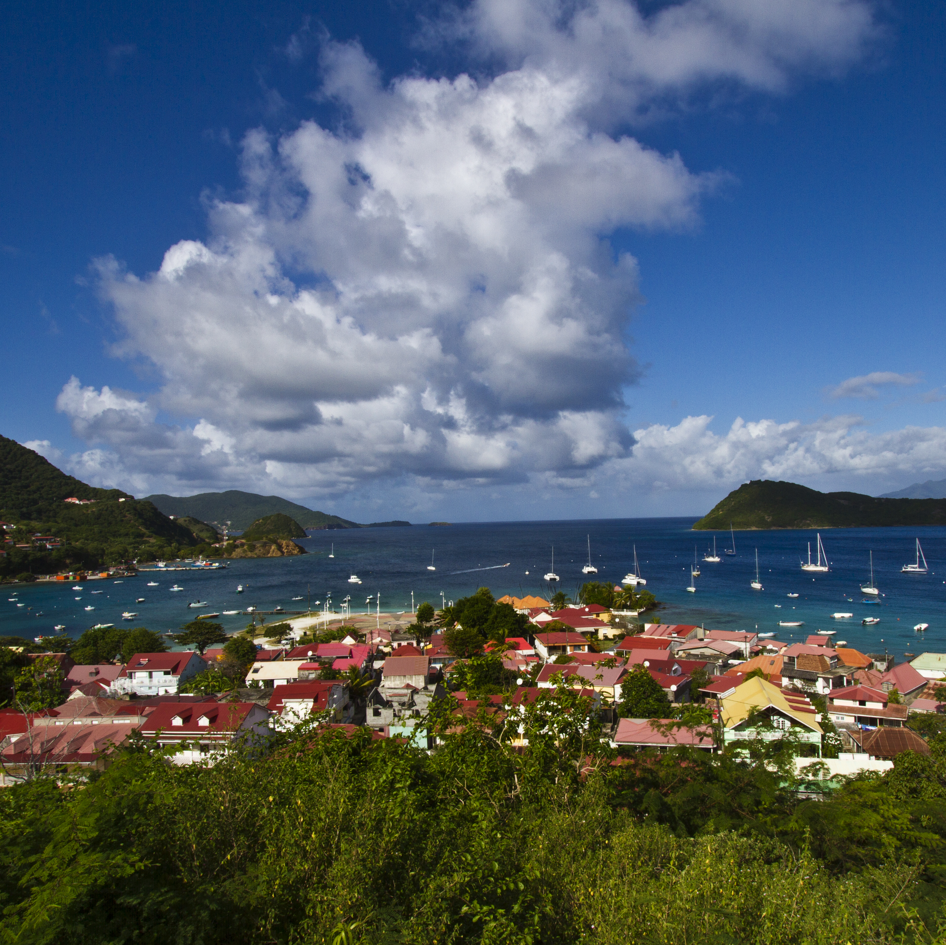 baie_des_saintes_n2 Explorez Les Saintes : Évasion Paradisiaque en Guadeloupe