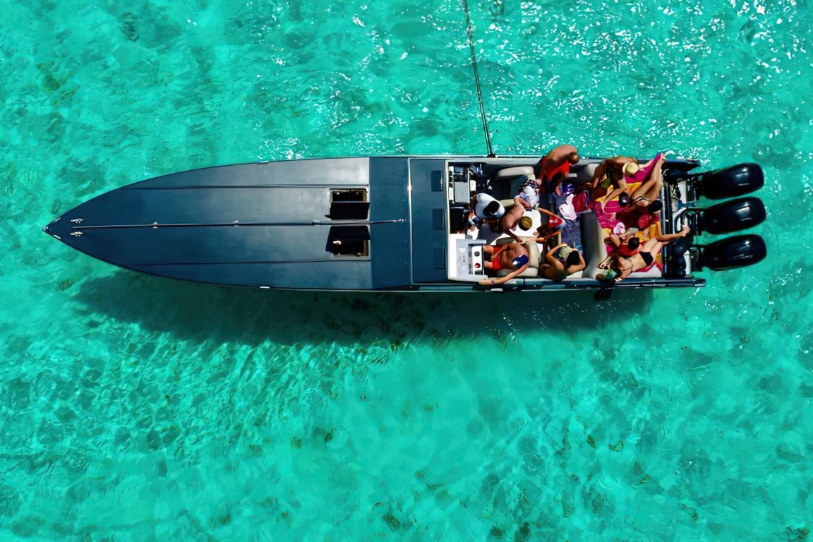 offshore Explorez en Privé : Aventures Maritimes en Guadeloupe